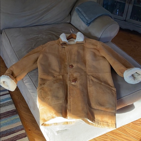 Shearling Coat - Picture 5 of 7